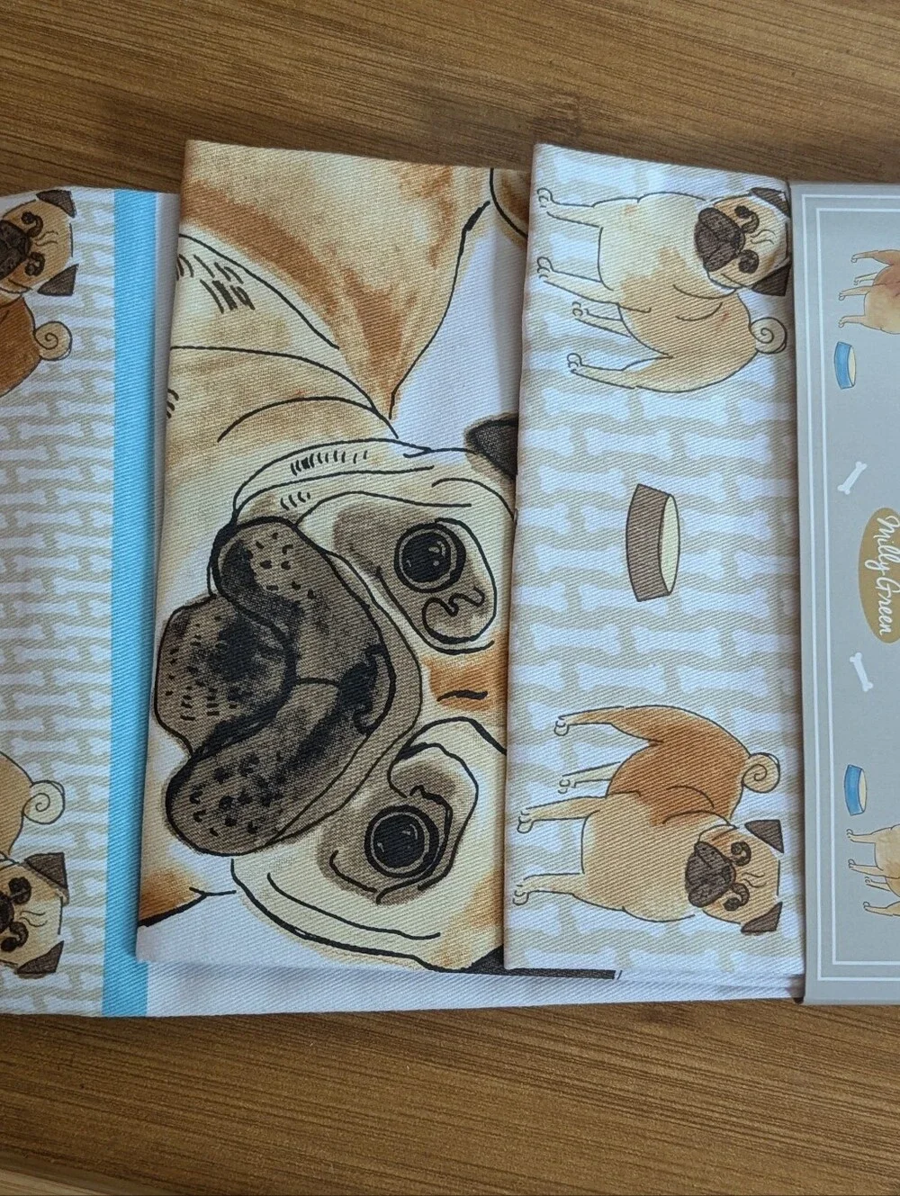 SWEET MILLY GREEN LONDON PUGS 3 PC KITCHEN TEA TOWELS NWT 100% COTTON DOG DOGS